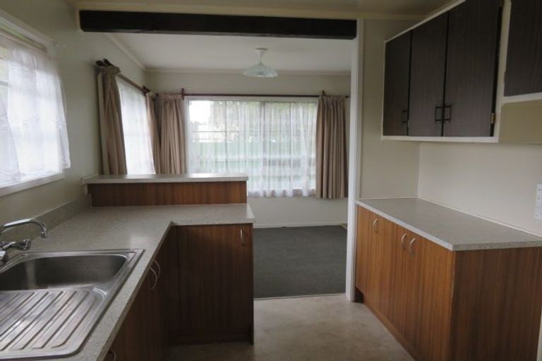Photo of property in 15 Beihlers Road, Weymouth, Auckland, 2103