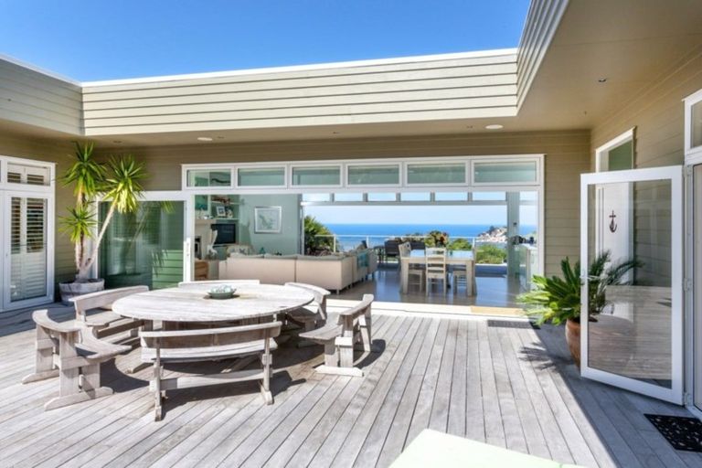 Photo of property in 69 Grange Road, Hahei, Whitianga, 3591