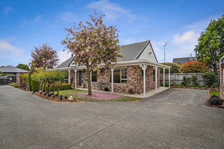 Photo of property in 14 Manahi Place, Woodend, 7610