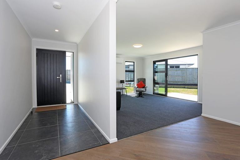 Photo of property in 7 Kereru Street, Marton, 4710
