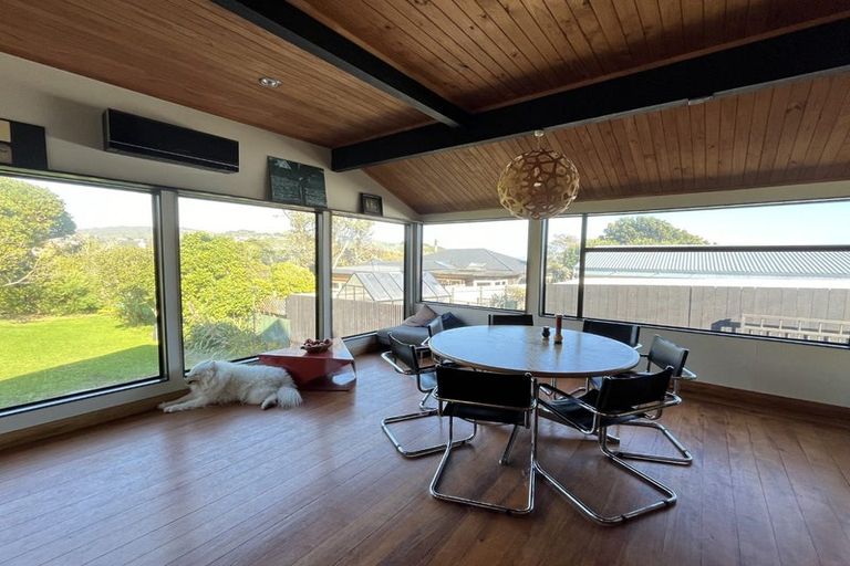 Photo of property in 14 John Street, Titahi Bay, Porirua, 5022