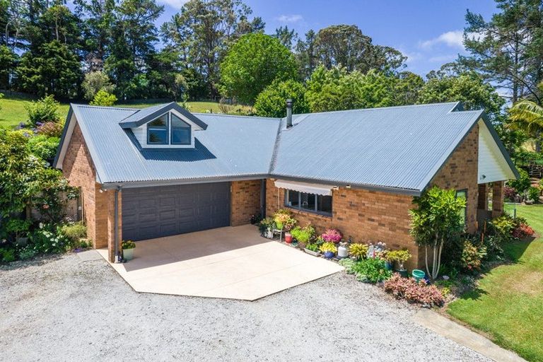 Photo of property in 94 Mccaughan Road, Kerikeri, 0294
