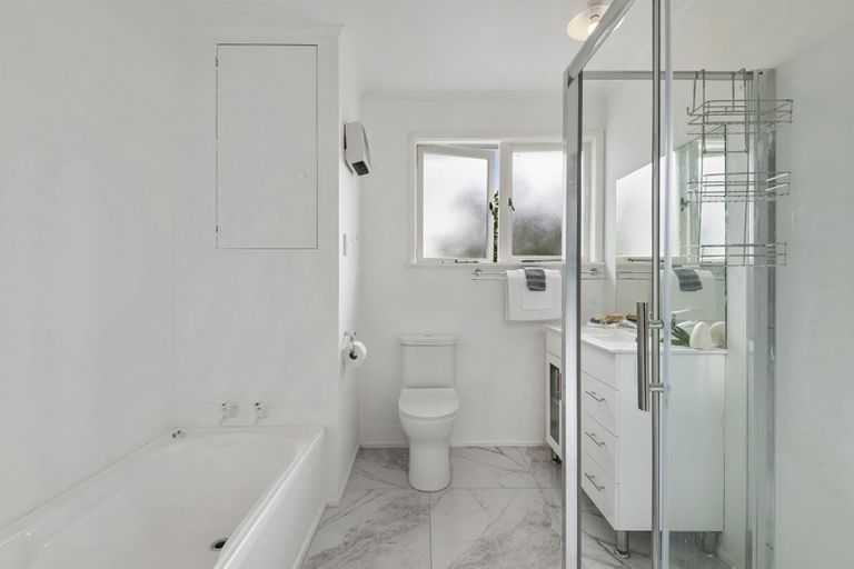 Photo of property in 118 Riverhead Road, Kumeu, 0892