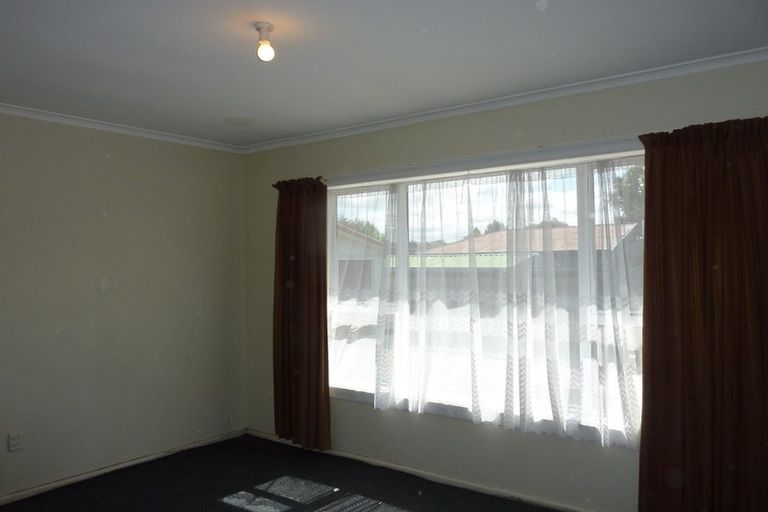 Photo of property in 90 Neill Street, Hornby, Christchurch, 8042