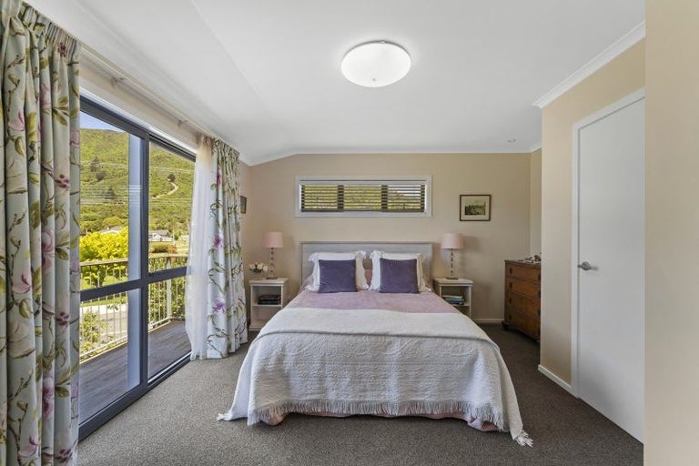 Photo of property in 247b Waikawa Road, Waikawa, Picton, 7220