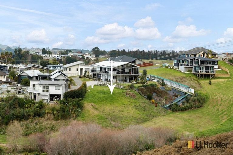 Photo of property in 20 Tohora View, Waihi Beach, 3611