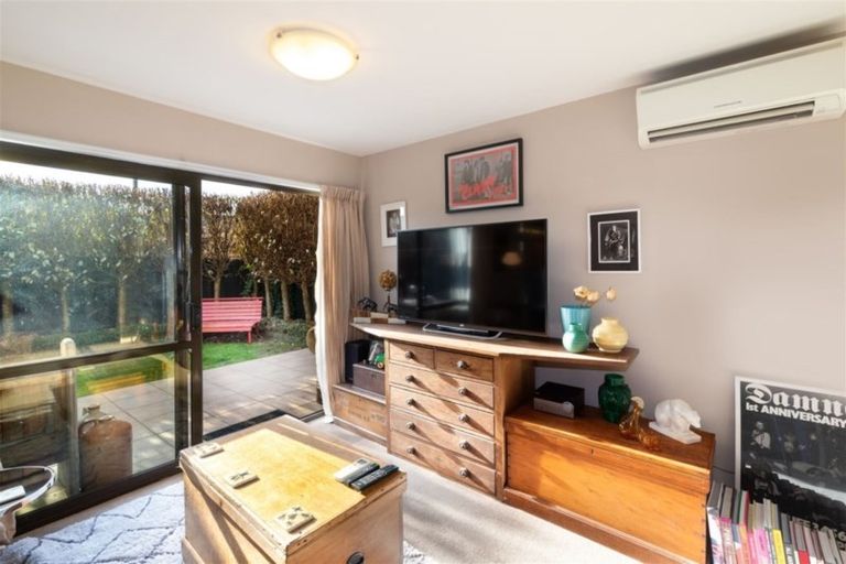 Photo of property in 2/23 Blair Avenue, Papanui, Christchurch, 8053