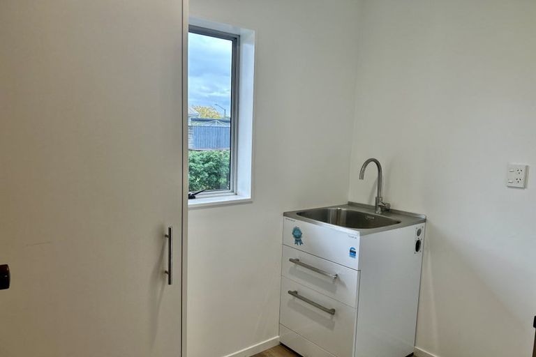 Photo of property in 15 Spriggs Crescent, Greenmeadows, Napier, 4112