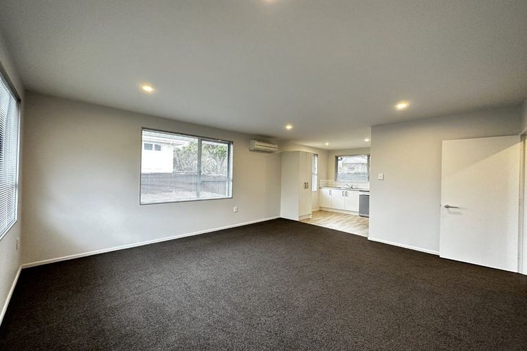 Photo of property in 2/4 Grove Road, Addington, Christchurch, 8024