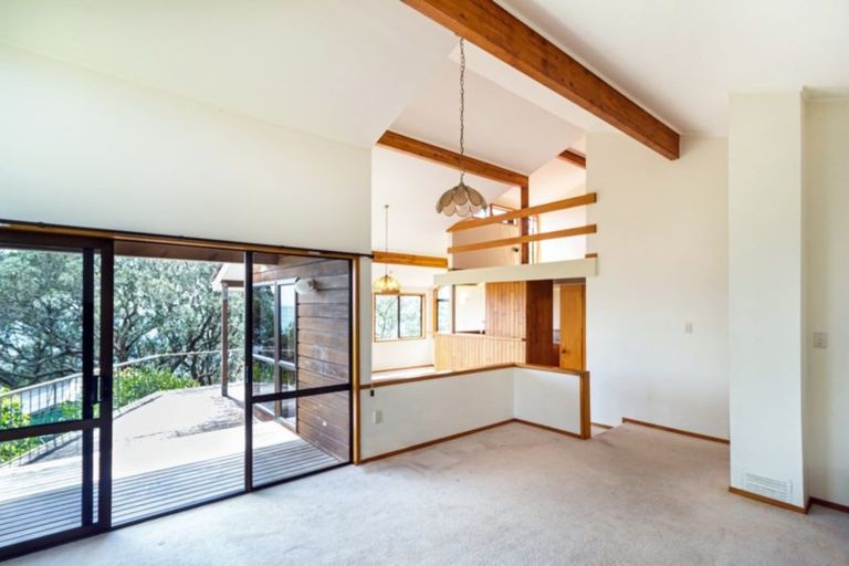 Photo of property in 3 Lea Place, Stanmore Bay, Whangaparaoa, 0932