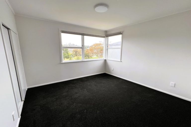 Photo of property in 27 Linwood Avenue, Forrest Hill, Auckland, 0620