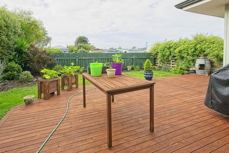 Photo of property in 24 Peel Street, Westport, 7825