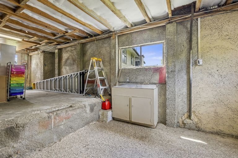 Photo of property in 82 Koremata Street, Green Island, Dunedin, 9018