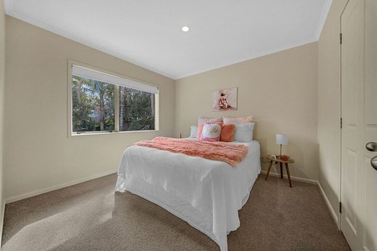 Photo of property in 6 Luna Place, Henderson, Auckland, 0612
