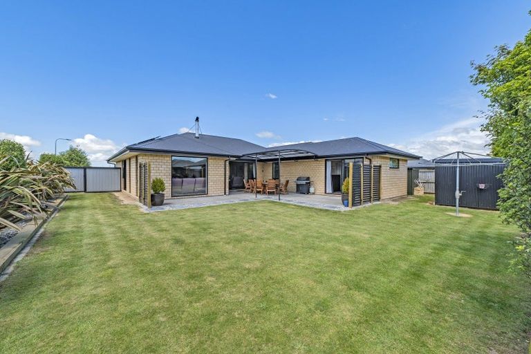 Photo of property in 13 Cressy Place, Darfield, 7510