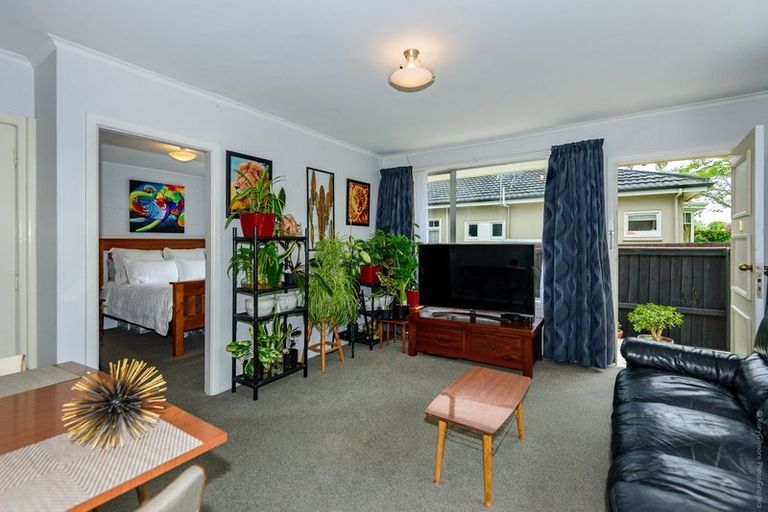 Photo of property in 1/79 Champion Street, Edgeware, Christchurch, 8013