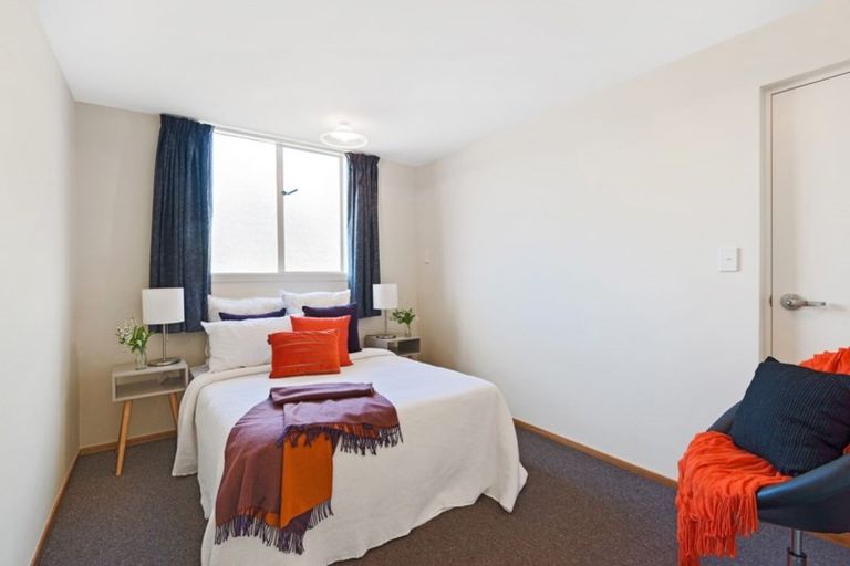 Photo of property in 2 Seamount Terrace, Mount Pleasant, Christchurch, 8081