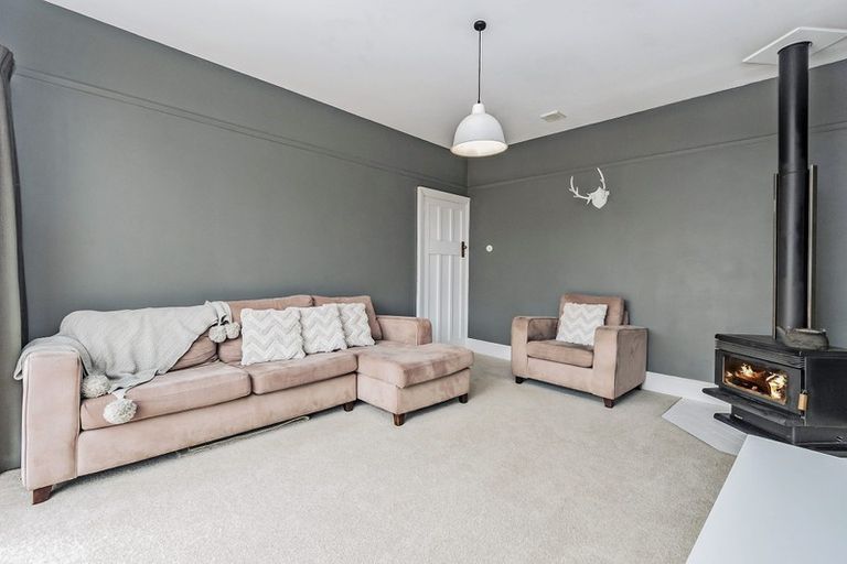 Photo of property in 52 Selwyn Street, Leeston, 7632