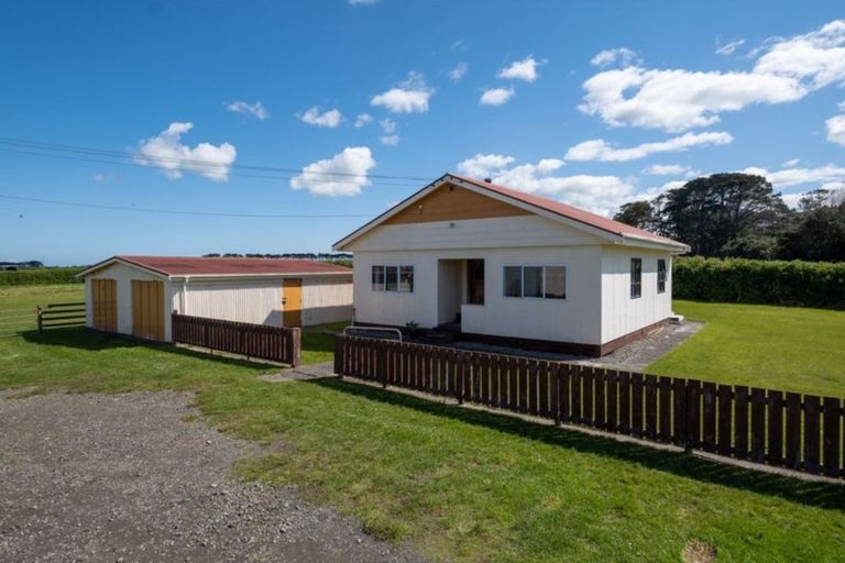 Photo of property in 2304 Skeet Road, Auroa, Hawera, 4678