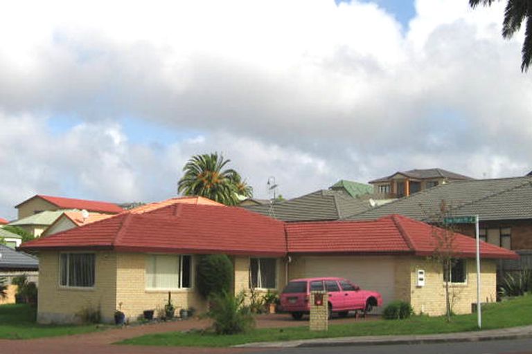 Photo of property in 10 San Bernadino Drive, Henderson, Auckland, 0612