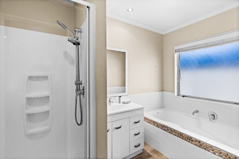 Photo of property in 5 Aiden Lane, Raureka, Hastings, 4120