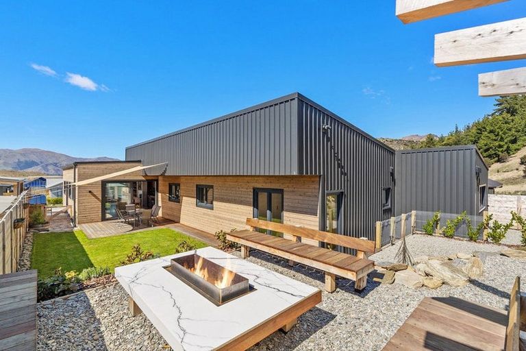 Photo of property in 48 Atkins Road, Luggate, Wanaka, 9383