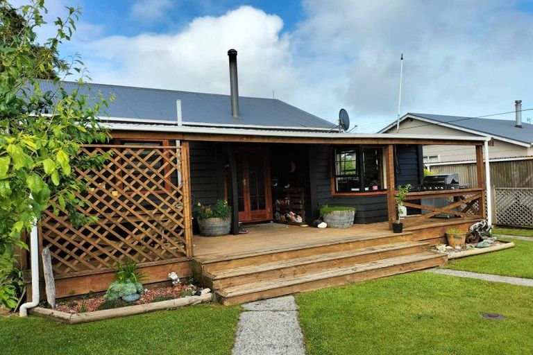 Photo of property in 44 Moorhouse Street, Ross, 7812