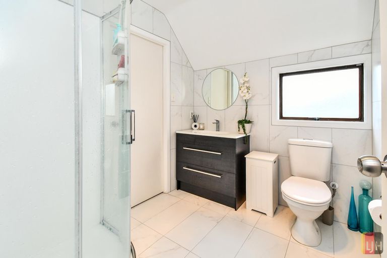 Photo of property in 15 Green Lane, Pukekohe, 2120