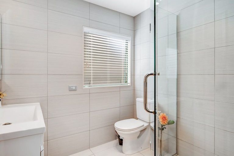 Photo of property in 38 Vista Motu, Red Beach, 0932