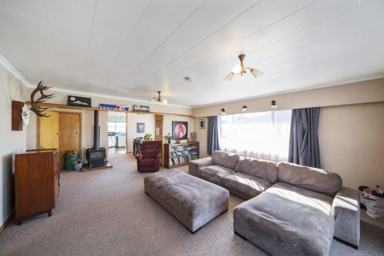 Photo of property in 279 High Street, Eltham, 4322