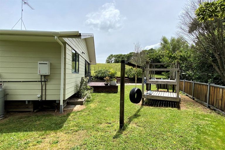 Photo of property in 4 Jenny Lane, Waiuku, 2123