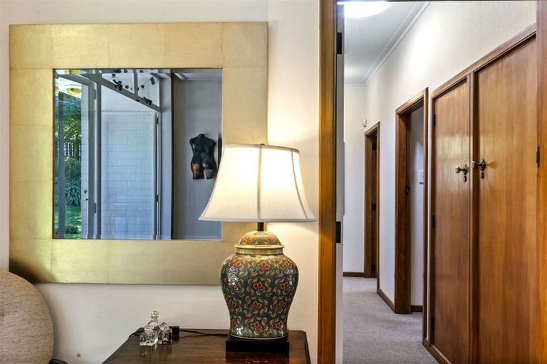 Photo of property in 6 Woodstock Road, Fairfield, Hamilton, 3214