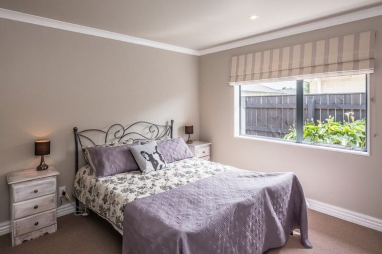 Photo of property in 6 Trusham Court, Paraparaumu, 5032