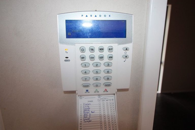 Photo of property in 17 Cleveland Heights, Kelvin Grove, Palmerston North, 4414