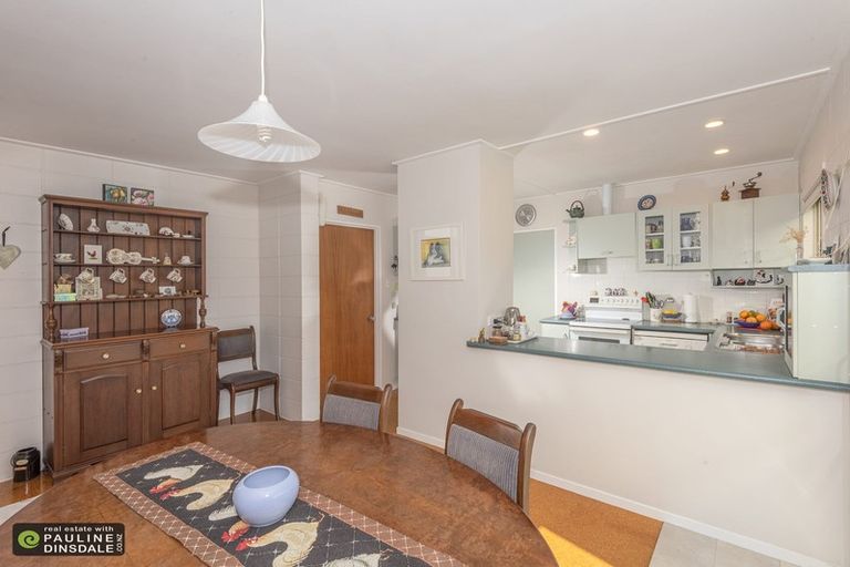 Photo of property in 11 Carlton Crescent, Te Kamo, Whangarei, 0112