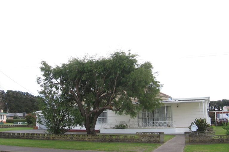 Photo of property in 1 Herrington Street, Foxton, 4814