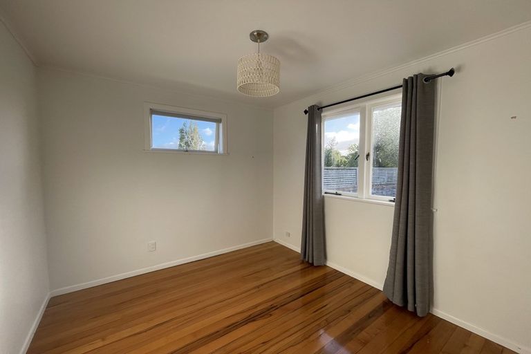 Photo of property in 35 Chorley Avenue, Massey, Auckland, 0614