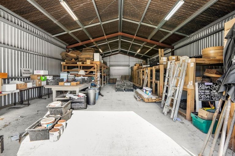 Photo of property in 43 School Road, Te Horo, Otaki, 5582