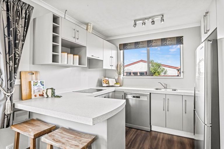 Photo of property in 8 Glenbyre Place, Bromley, Christchurch, 8062