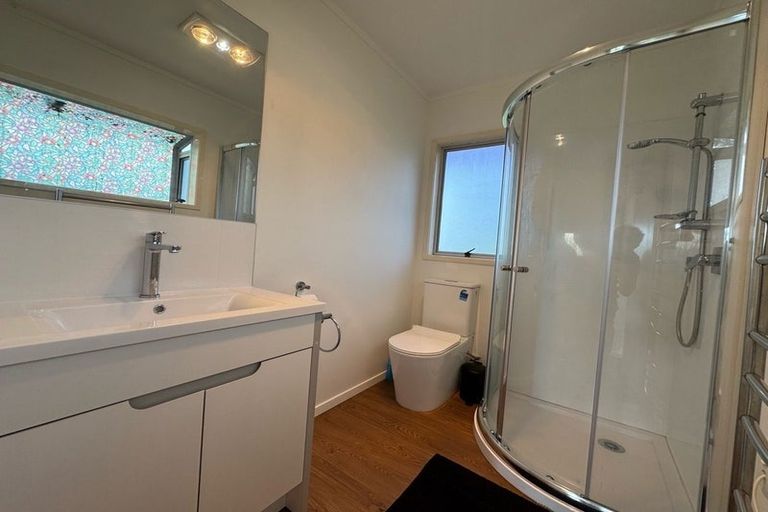 Photo of property in 86 Glamorgan Drive, Torbay, Auckland, 0630
