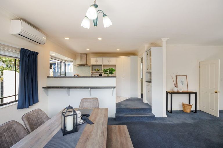 Photo of property in 12 Franklin Avenue, Hokowhitu, Palmerston North, 4410