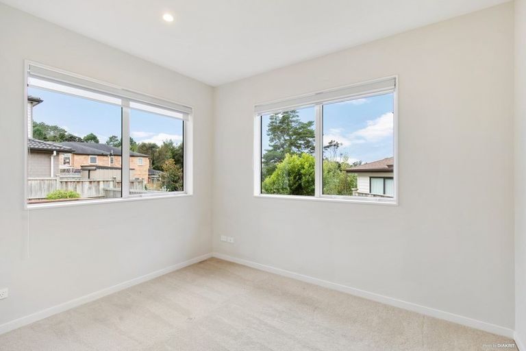 Photo of property in 77 Golden Morning Drive, Albany Heights, Auckland, 0632
