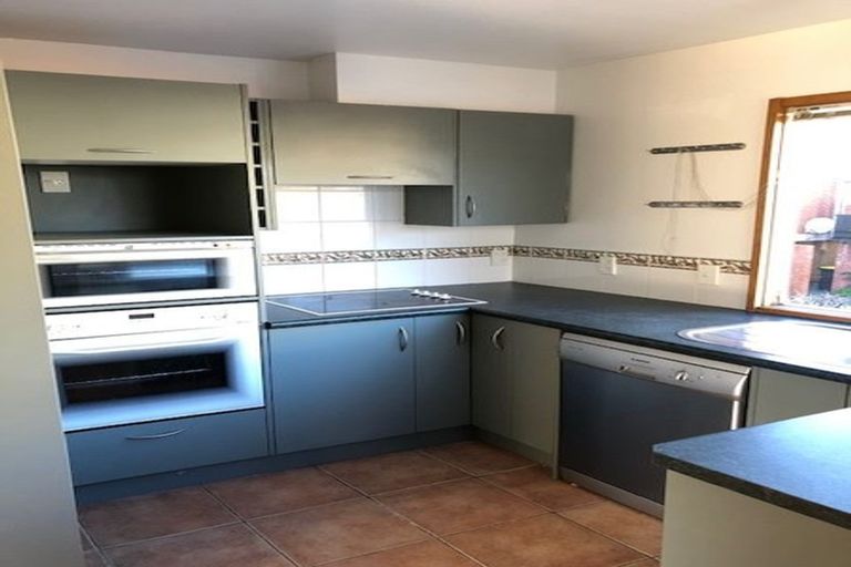 Photo of property in Cranleigh Mews, 3/10 Cranmer Square, Christchurch Central, Christchurch, 8013