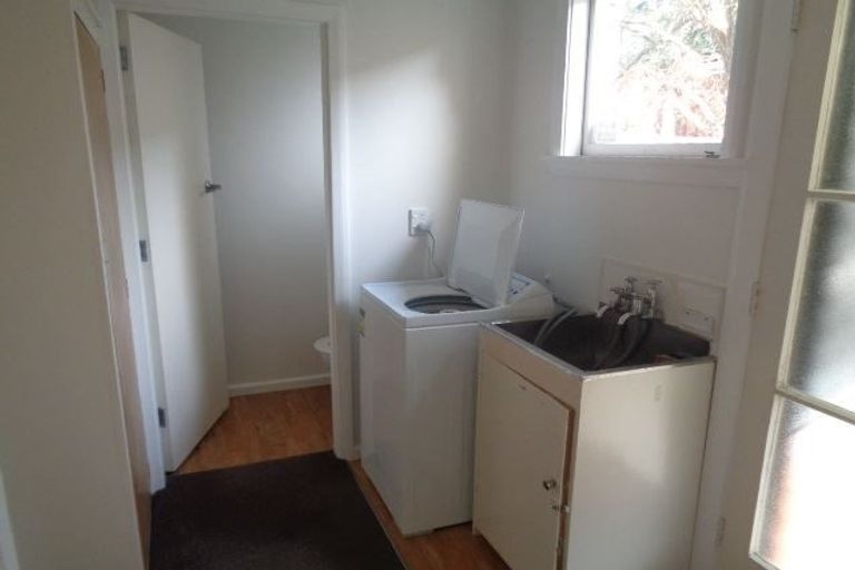 Photo of property in 1/2 Holliss Avenue, Cashmere, Christchurch, 8022