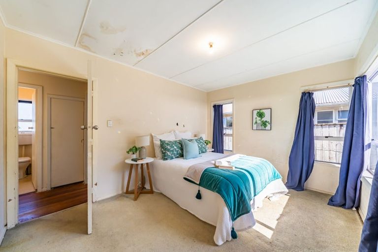 Photo of property in 30 Petrie Street, Wainuiomata, Lower Hutt, 5014