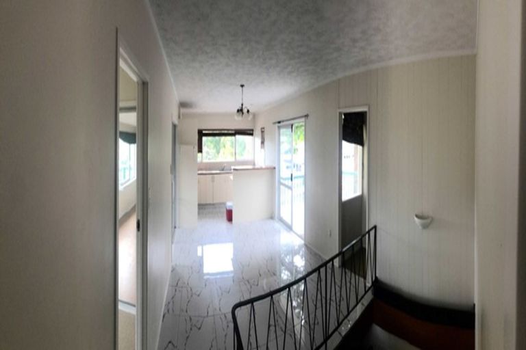 Photo of property in 1 Cashmere Place, Glenfield, Auckland, 0629