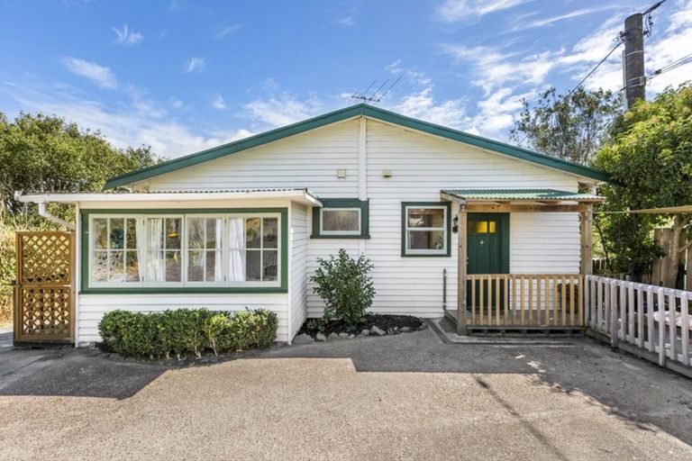 Photo of property in 2/22 Clayburn Road, Glen Eden, Auckland, 0602