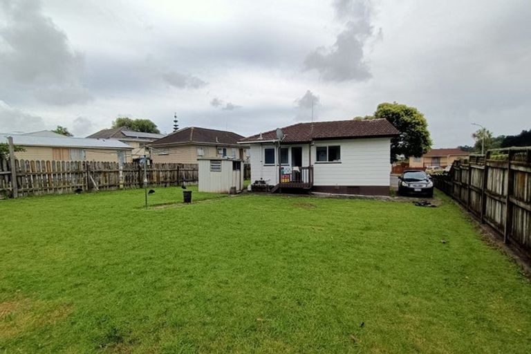 Photo of property in 21 Beaufort Place, Papatoetoe, Auckland, 2025