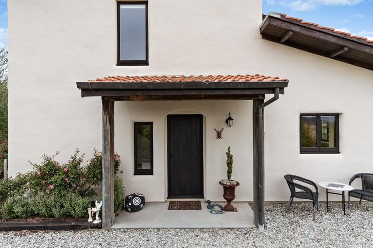 Photo of property in 27 Drake Place, Lake Hawea, Wanaka, 9382