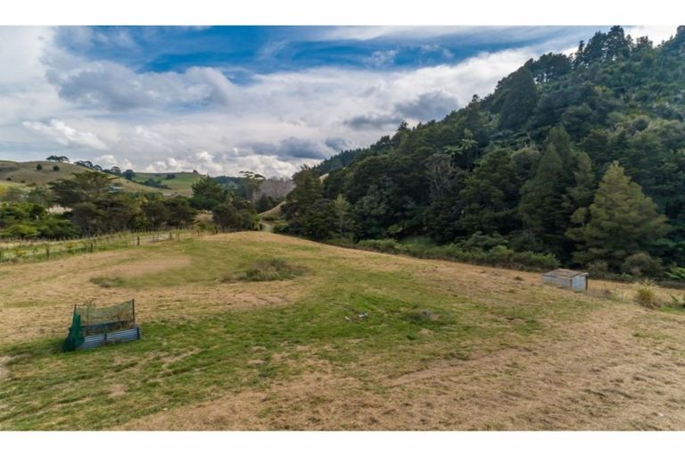 Photo of property in 233 Ahuroa Valley Road, Makarau, Warkworth, 0981